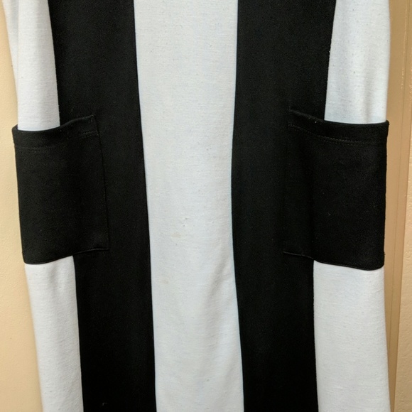 Soprano Mod Mini Dress w/Pockets - Picture 2 of 4